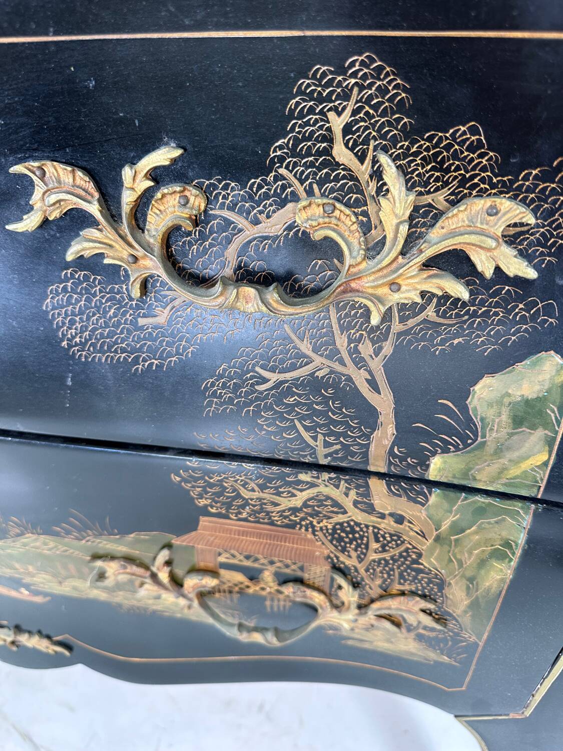 Chinese lacquered style commode