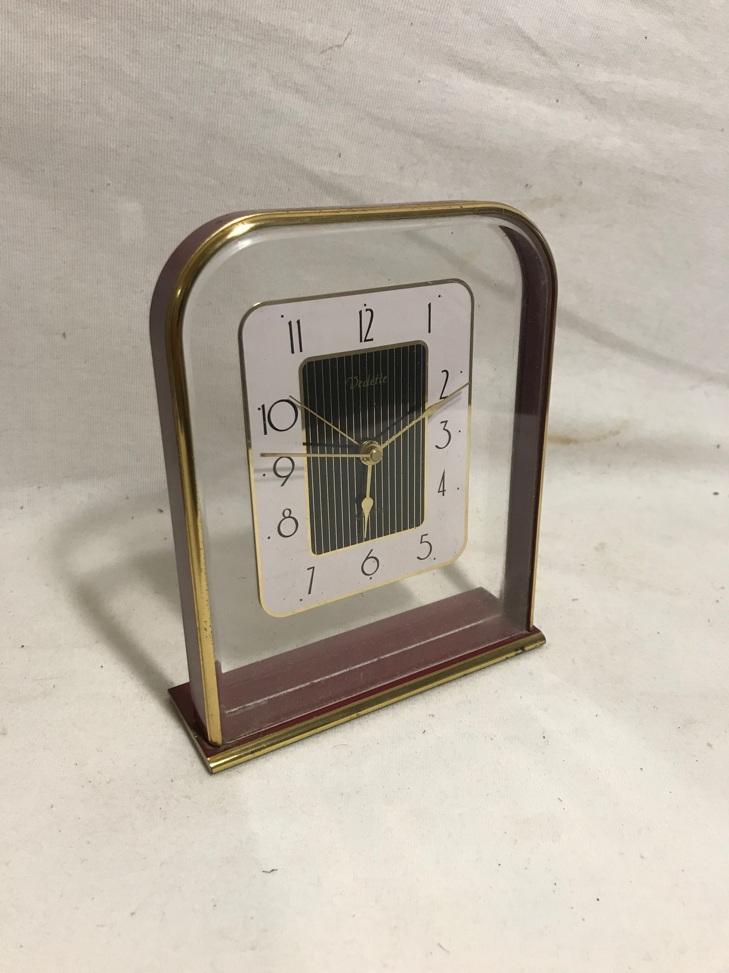 Clock pendulum table featured years 70 vintage