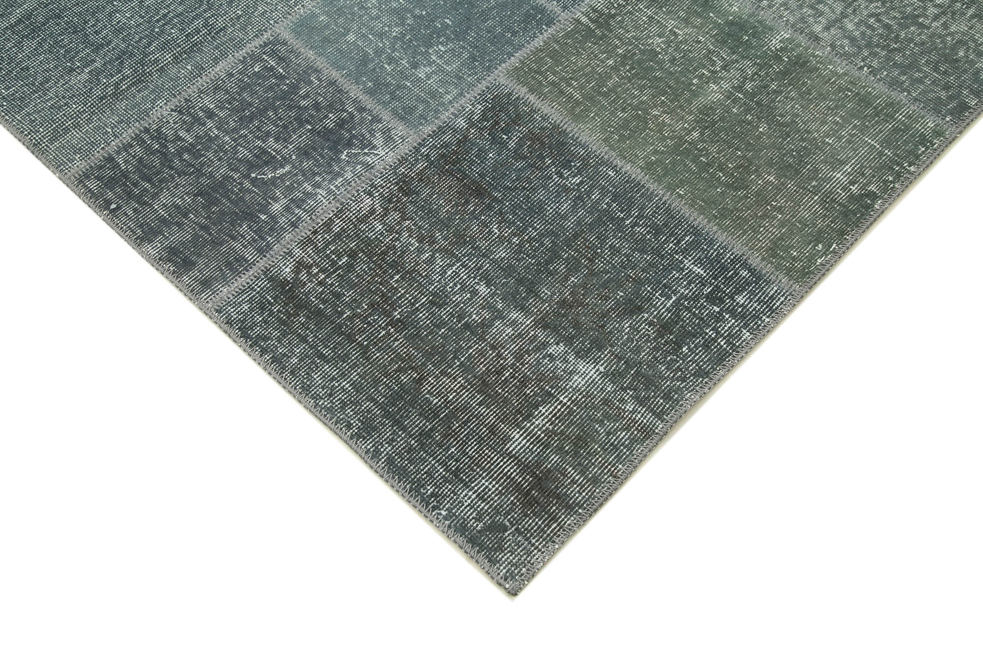 Handmade oriental contemporary 171 cm x 243 cm grey patchwork rug