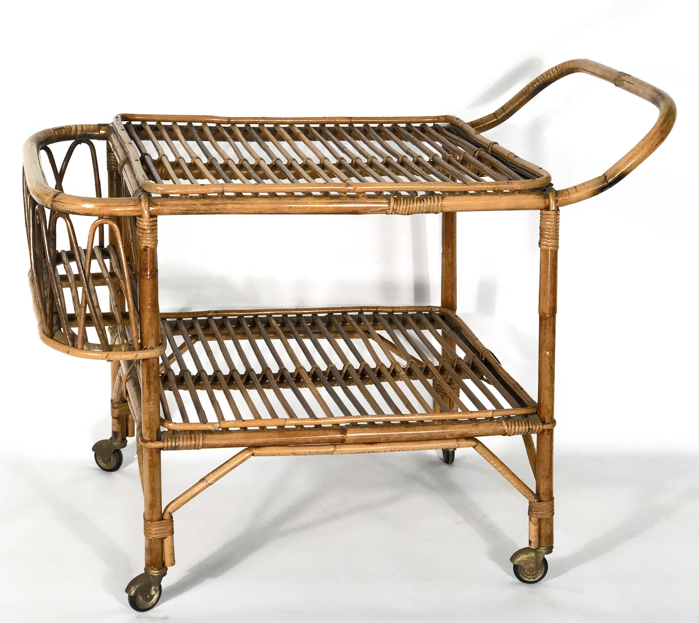 Vintage bamboo bar trolley from 50s. Made in Italy