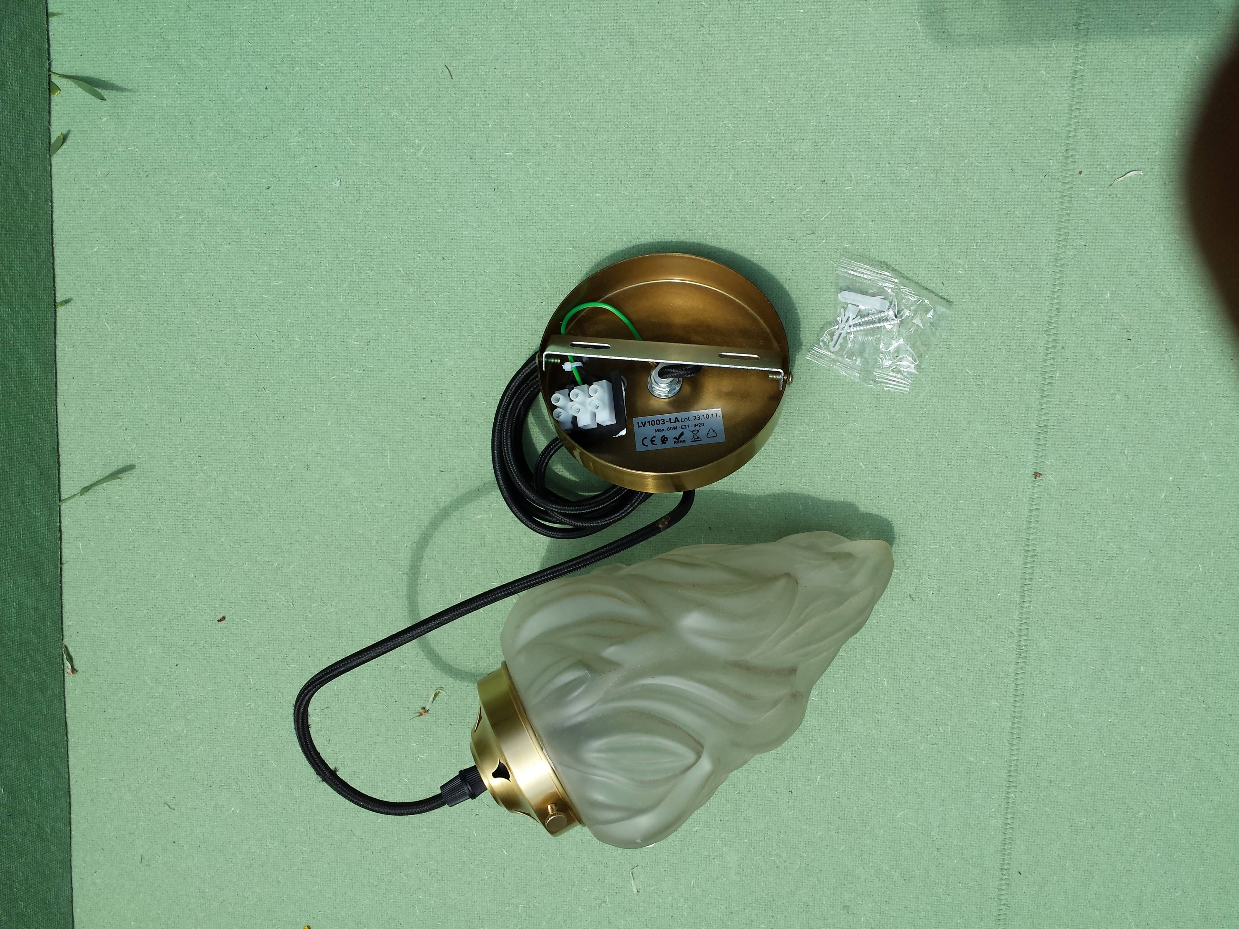 Art deco style glass suspension lamp lighting