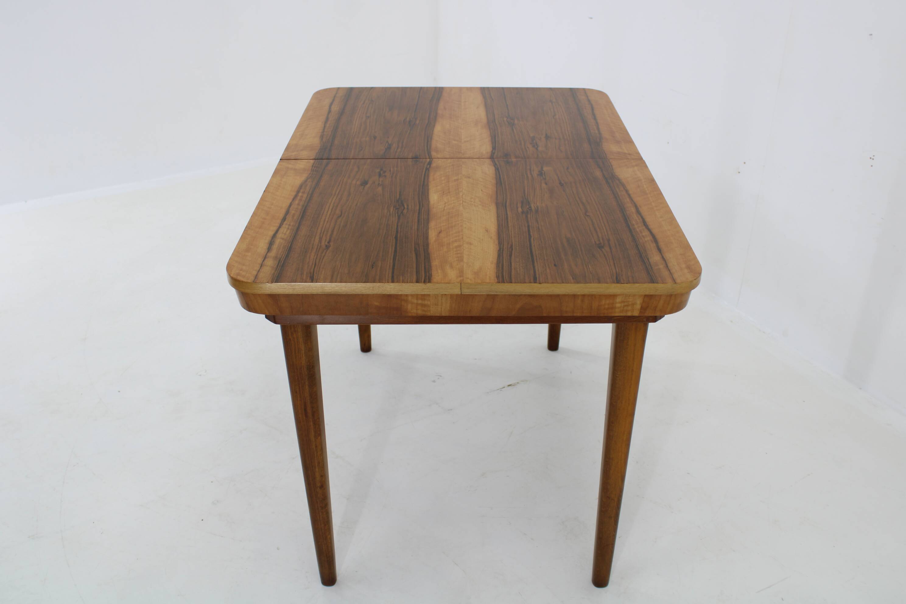 1940s Extendable Dining Table in Walnut, Czechoslovakia