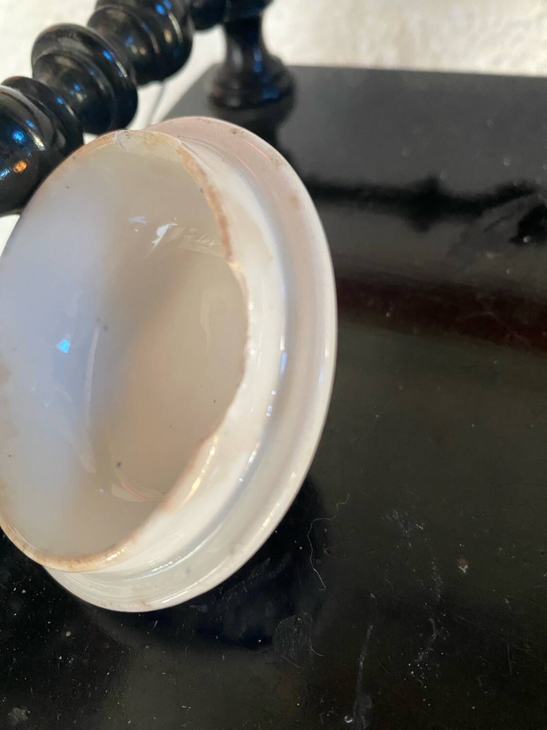 English sugar bowl in half-porcelain, antique.