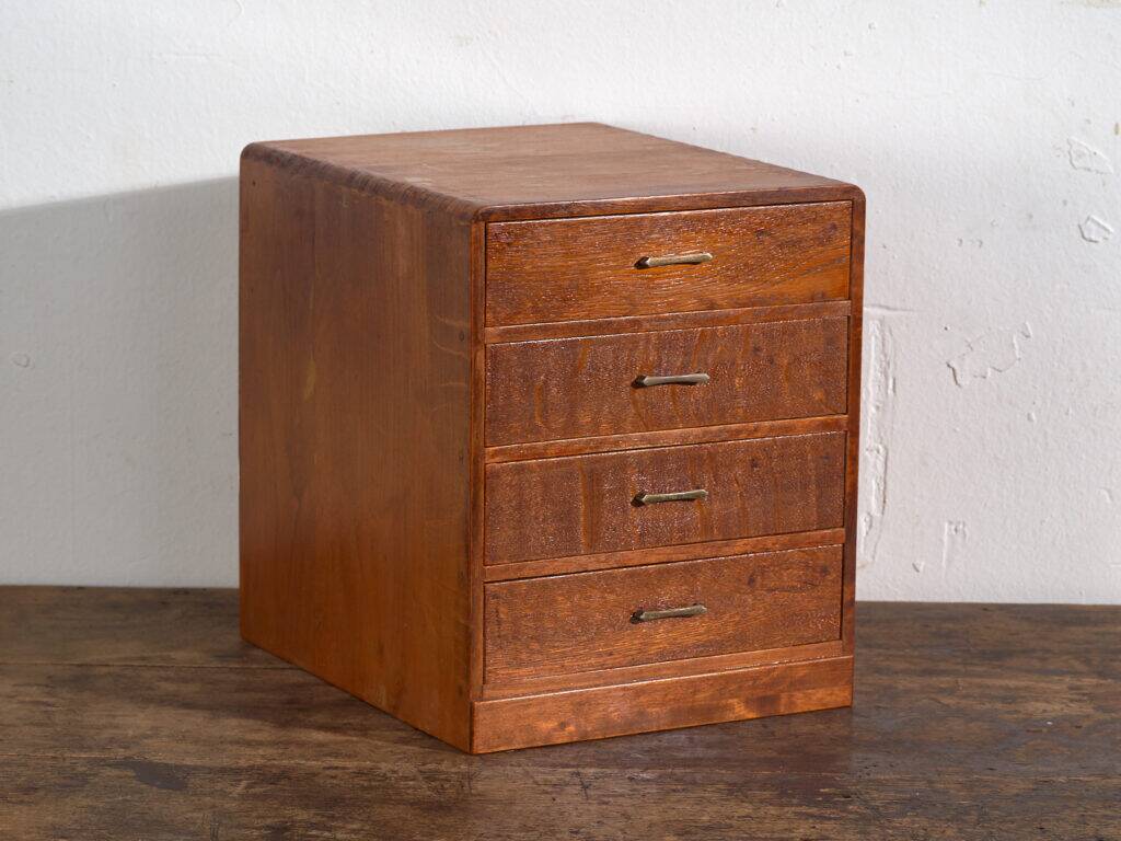 Small Japanese kotansu chest in oak – Japan, Shōwa period, around 1960