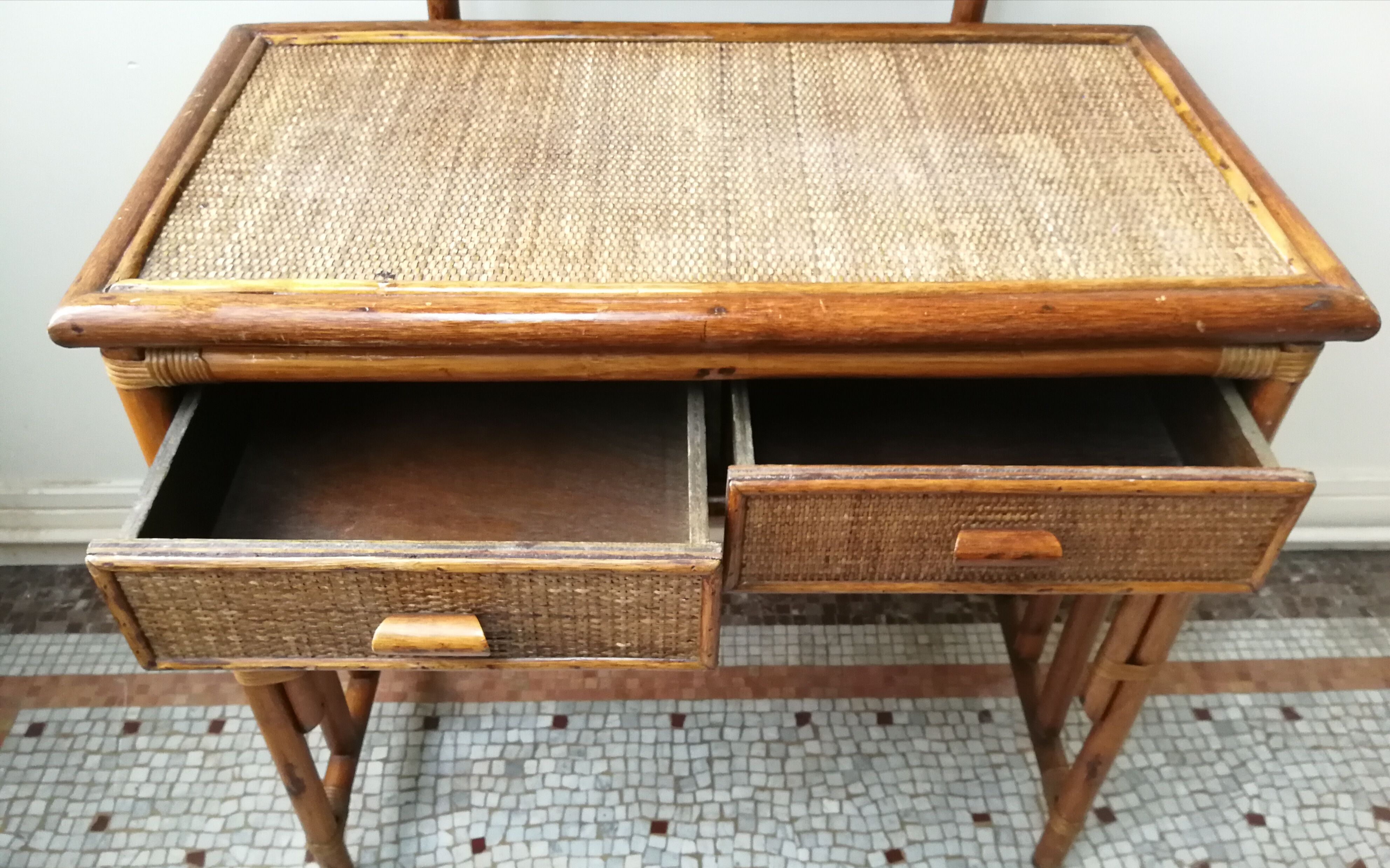 Rattan dressing table