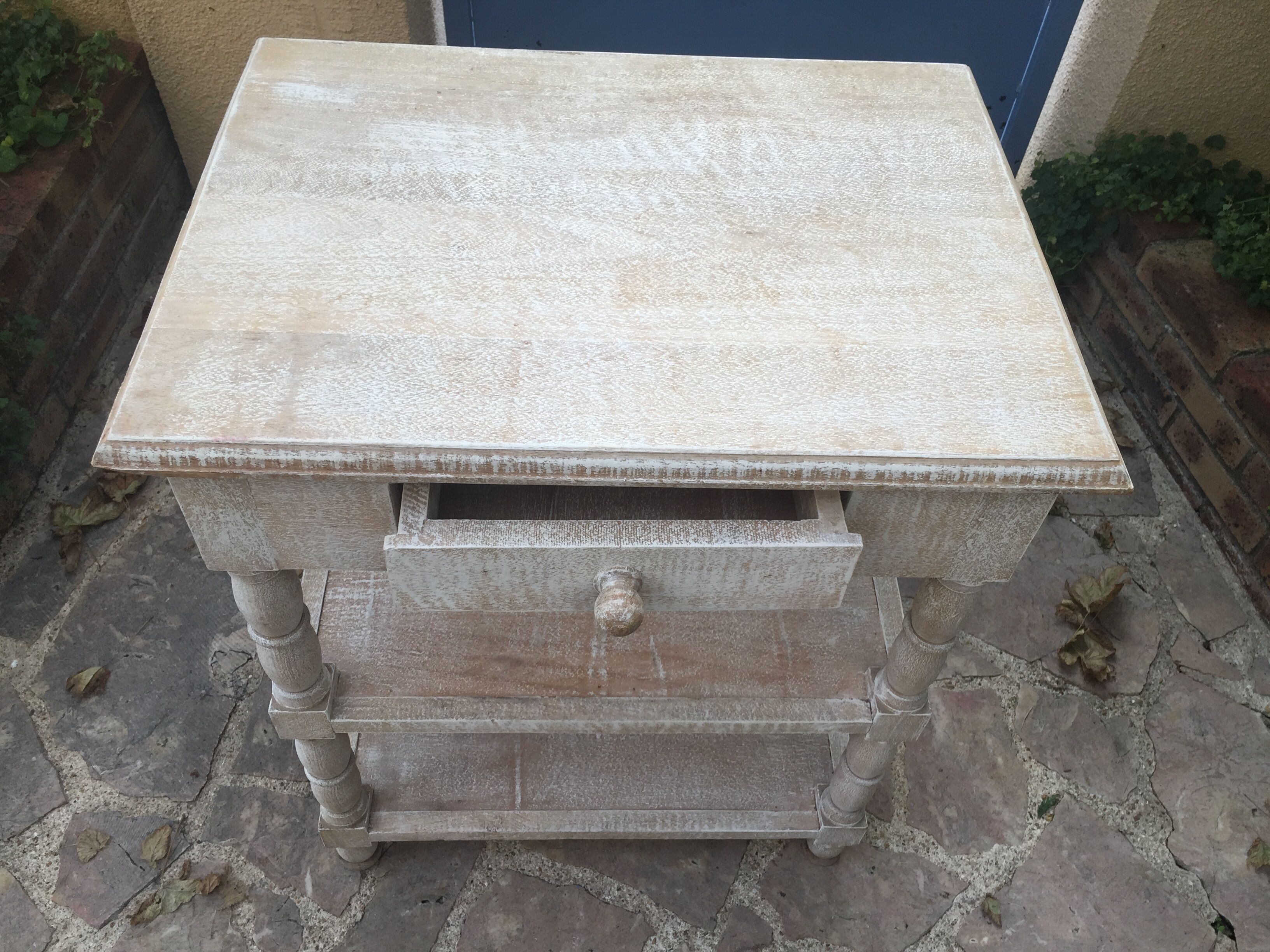 Table d'appoint en manguier