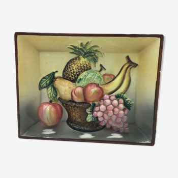 Corbeille de fruits trompe l'oeil en céramique