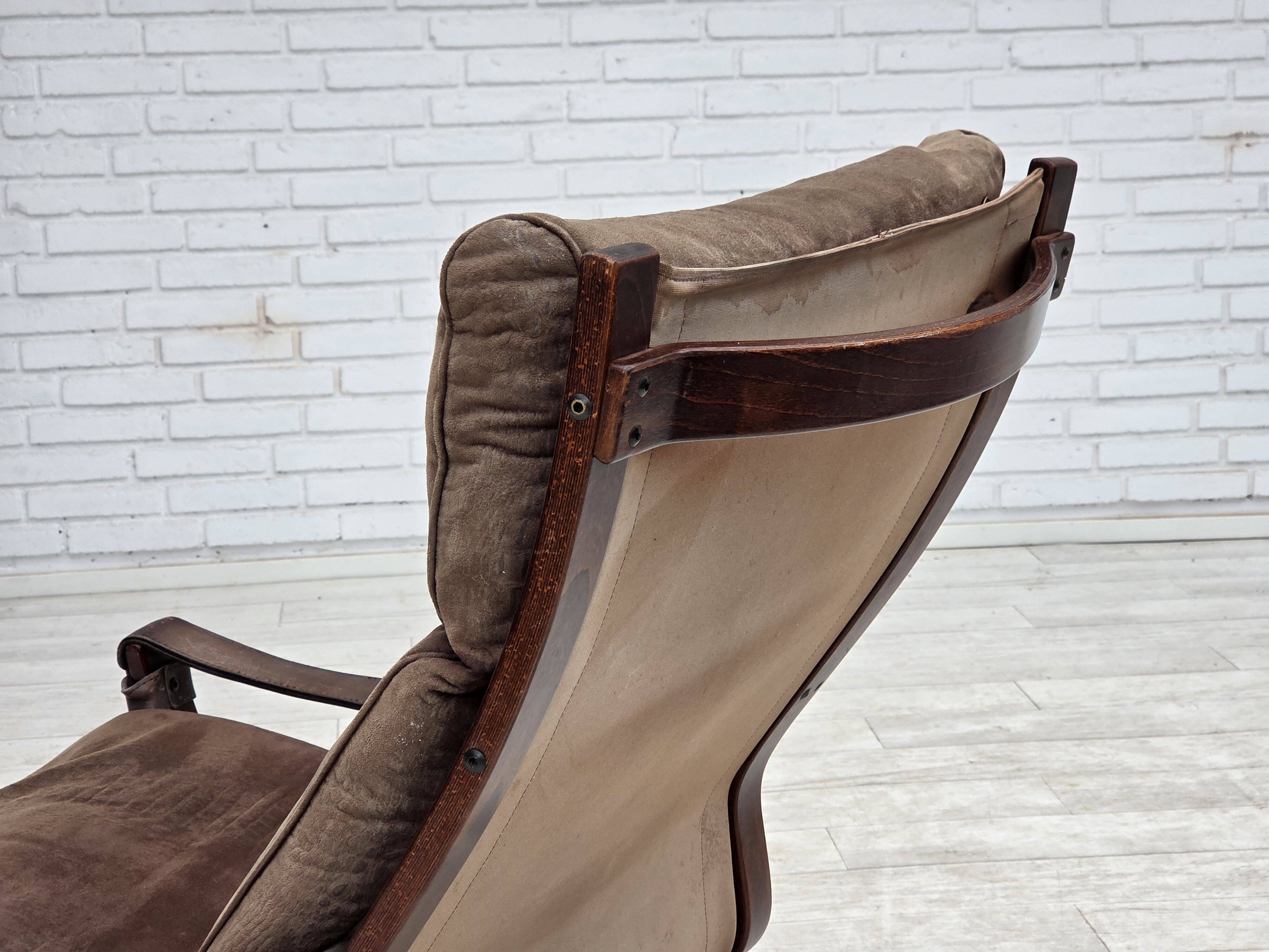 1970s, Scandinavian lounge chair, nubuck leather, canvas, beech wood.