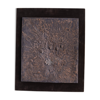 Iris MIRE Bronze patinated resin wall panel with floral decoration circa 1980.