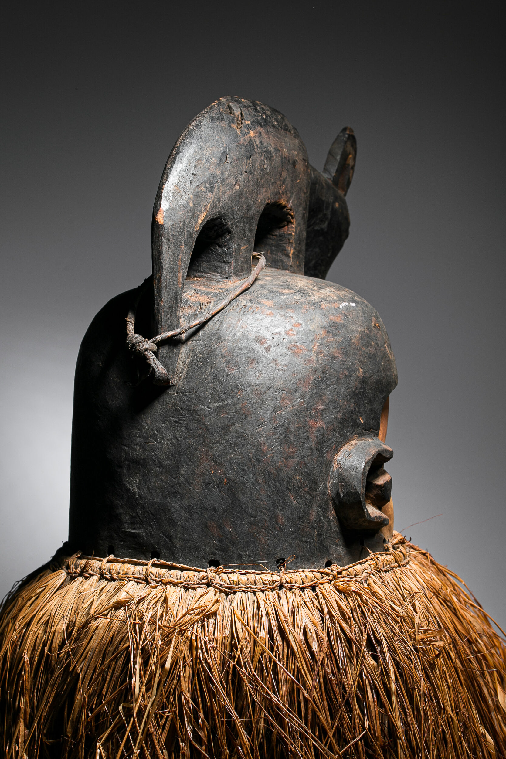 African mask Yaka Suku - Ethnic decoration of Congo