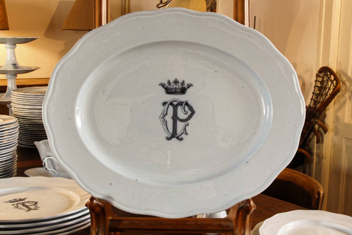 English earthenware service, CP monogram, ducal crown, 109 pieces