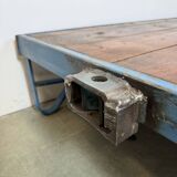 Grand chariot table basse industrielle bleue, 1960