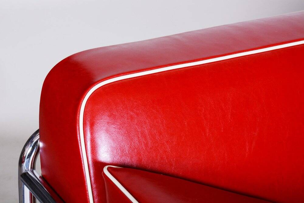 Bauhaus Sofa in Chrome-Plated Steel and Red Leather attributed to Robert Slezák, Former Czechoslovakia, 1950s