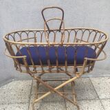 Wicker cradle