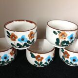 Series of 5 vintage cups