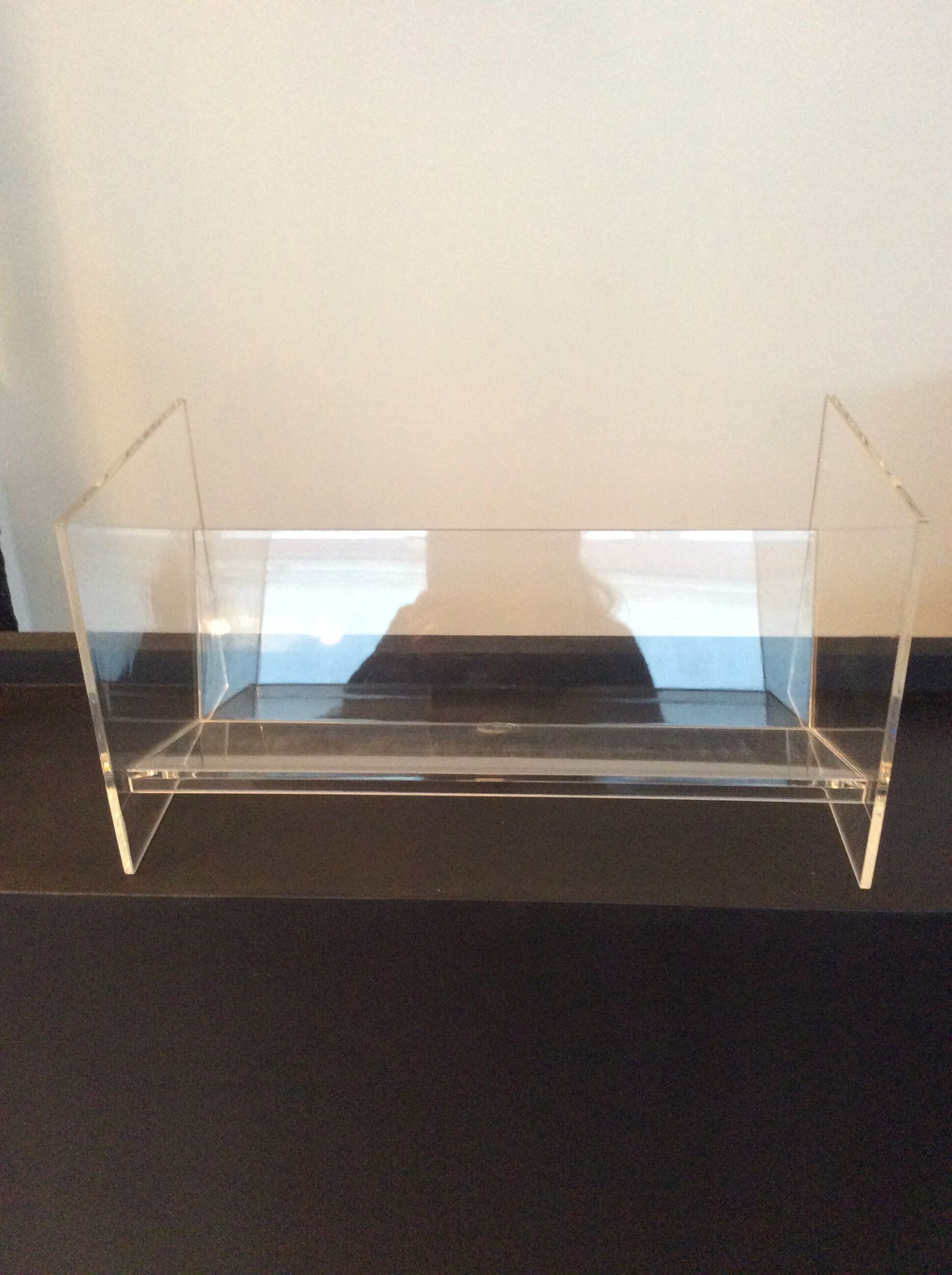 Porte revues ou porte vinyles vintage en plexiglas