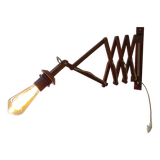 Accordion wall lamp luminaire