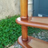 Escalier de bibliothèque ancien vintage