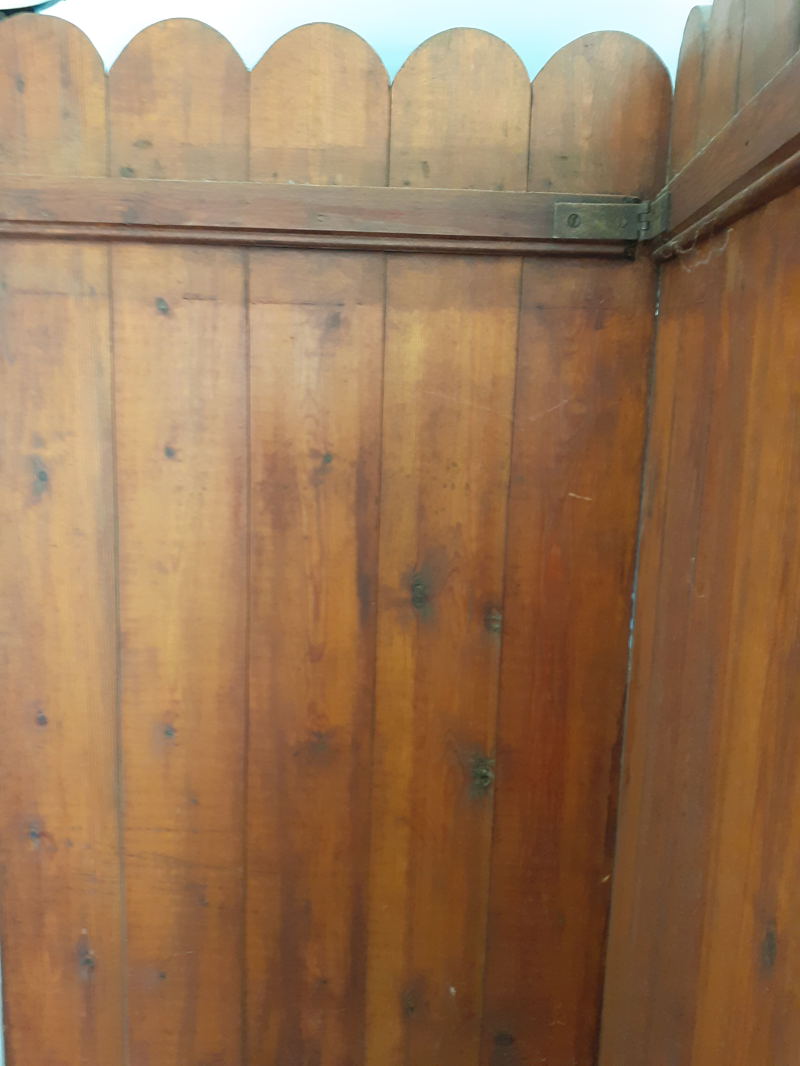 3-fronted pichpin screen.