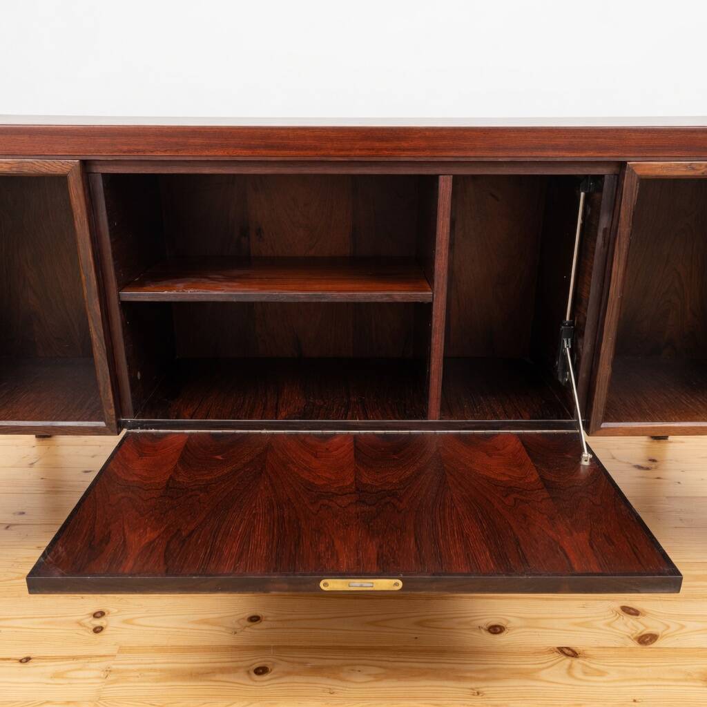 Gunni Omann Model 77 Rosewood Desk, 1960s.