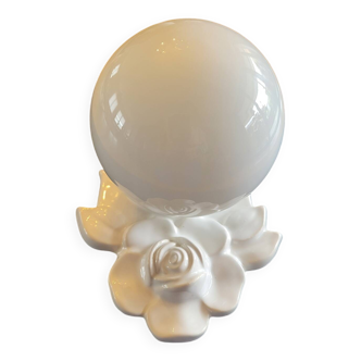 Porcelain wall light - opaline globe