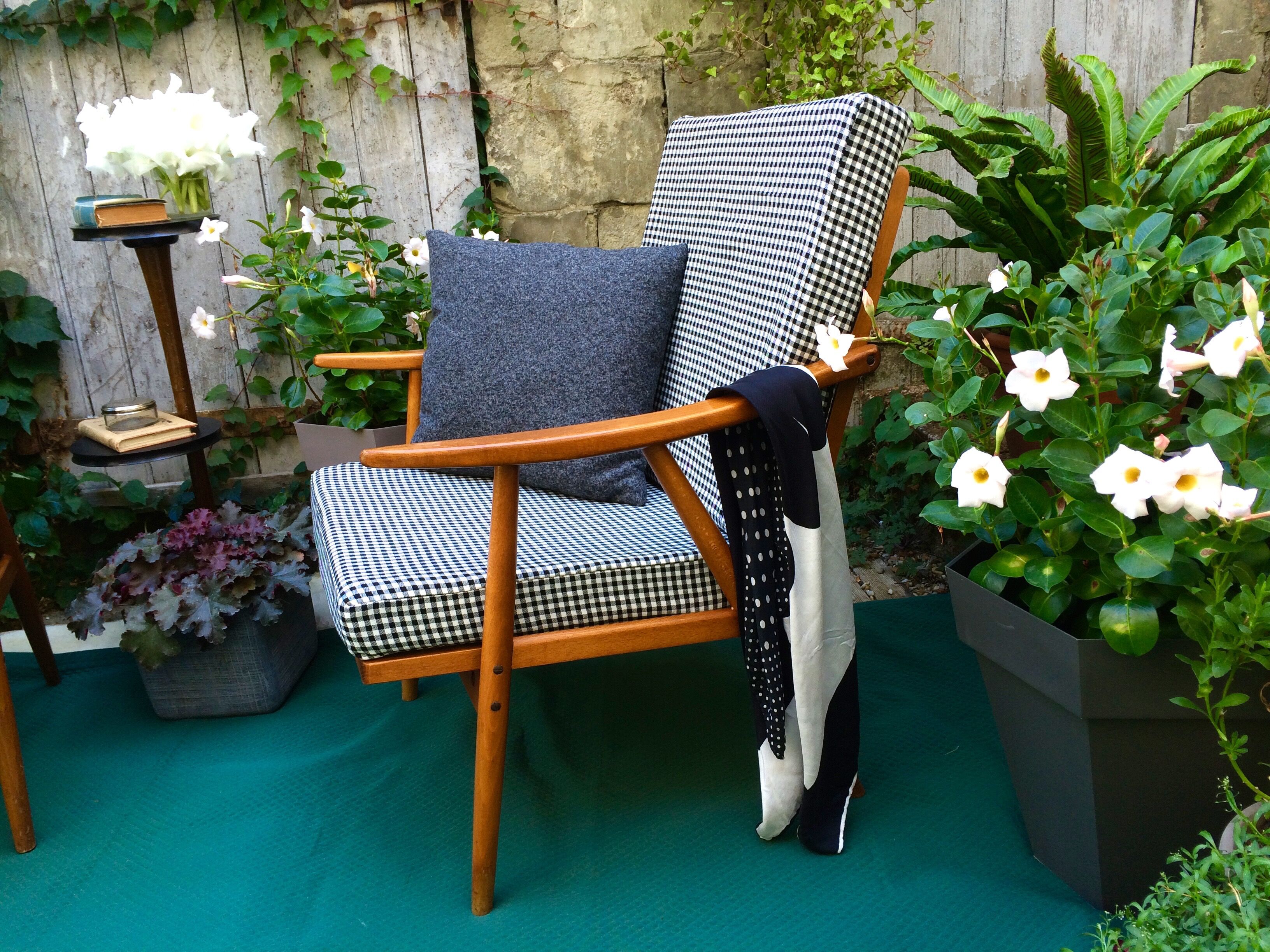 Pair of Thonet armchairs