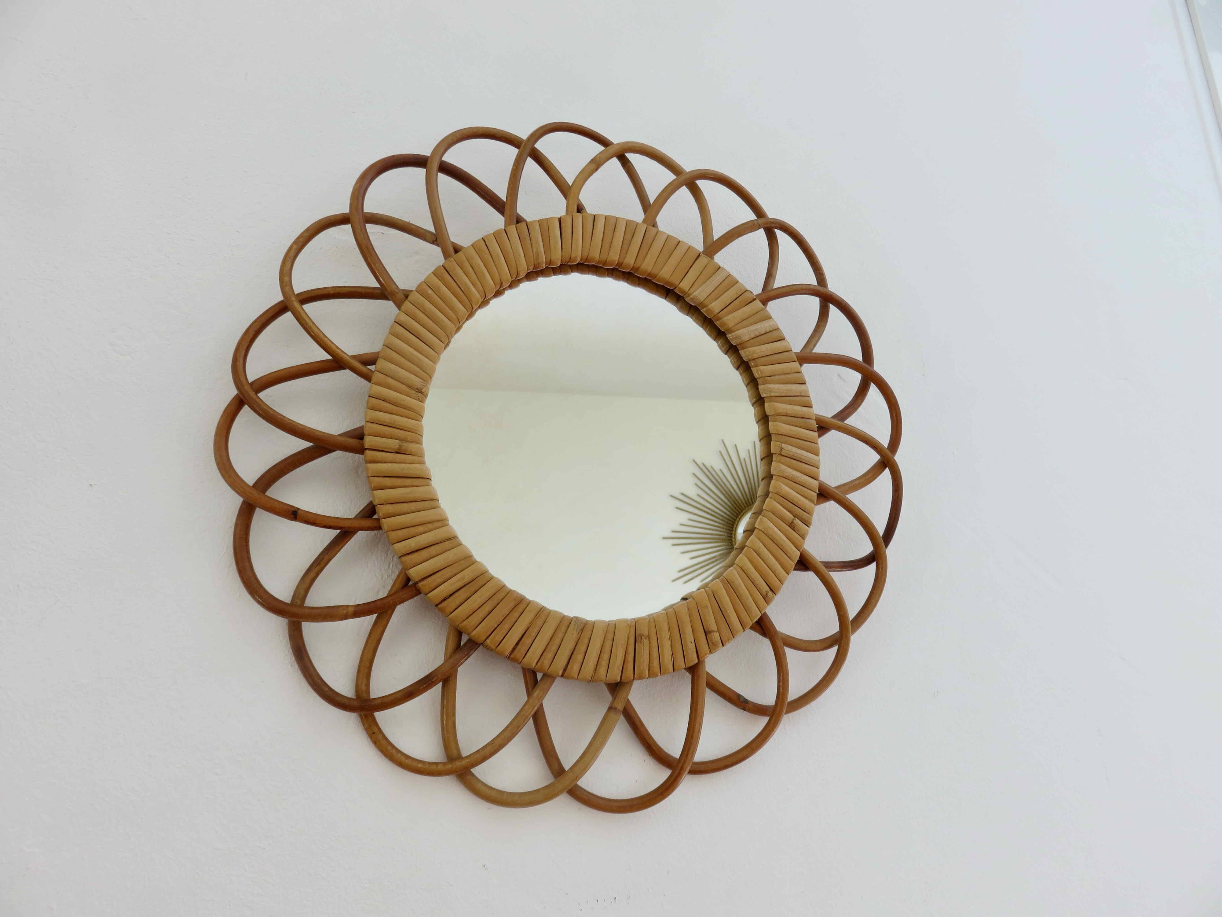 Rattan “flower” mirror from the 70s