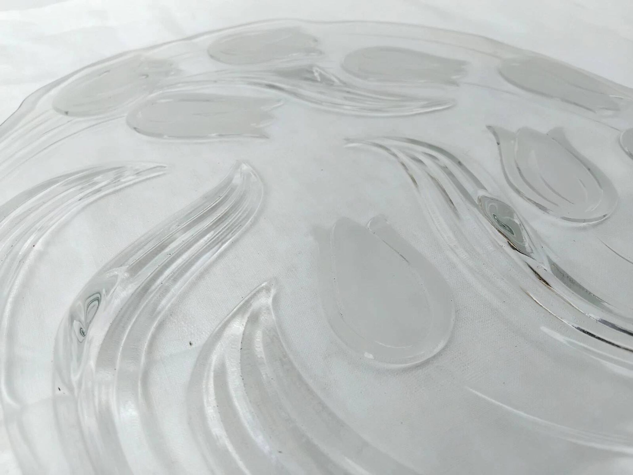 Glass Serving Dish Decorated with Art Deco Tulips