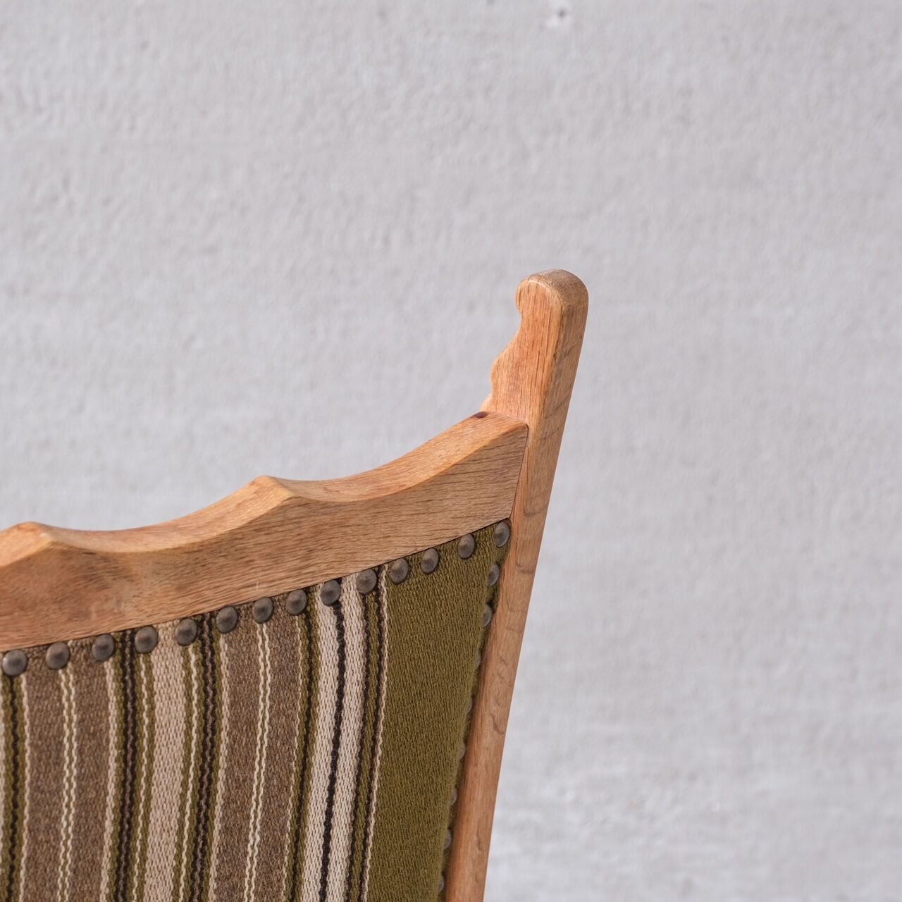 Set of six oak mid-century dining chairs