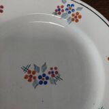 Série de six assiettes dessert en faïence terre de fer Saint Amand