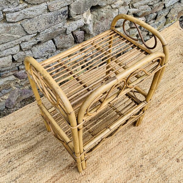 Table de chevet en rotin