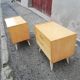 Paire de chevets vintage bois clair pieds compas