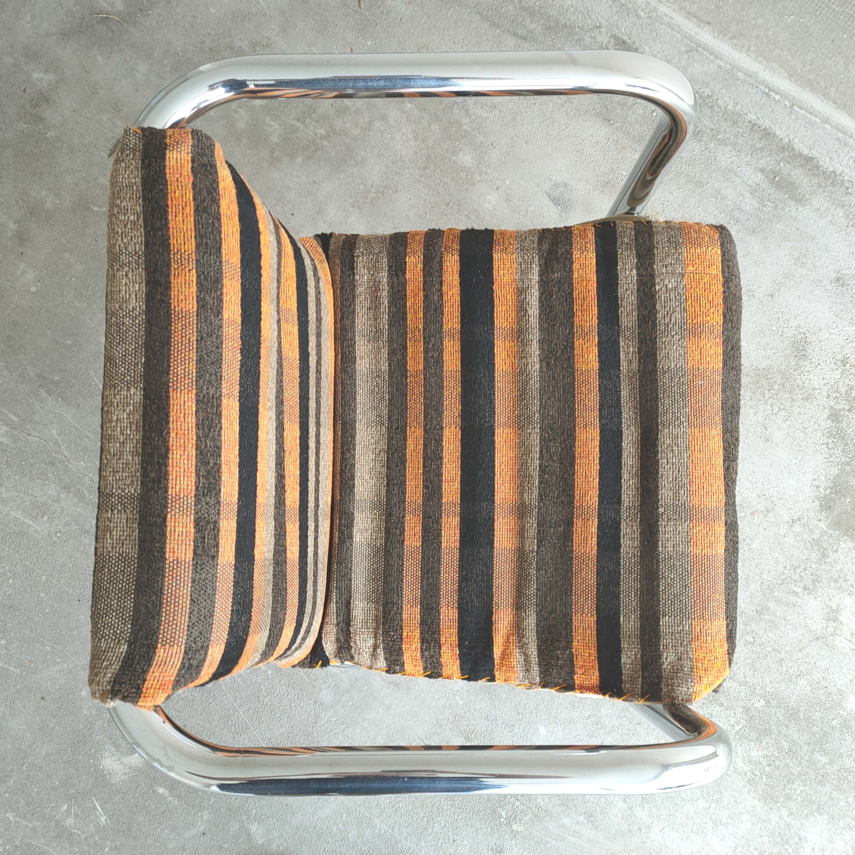 Cantilever armchair 70s