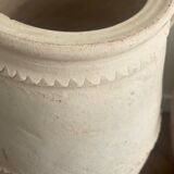 Rustic jar in bleached terracotta pottery xl