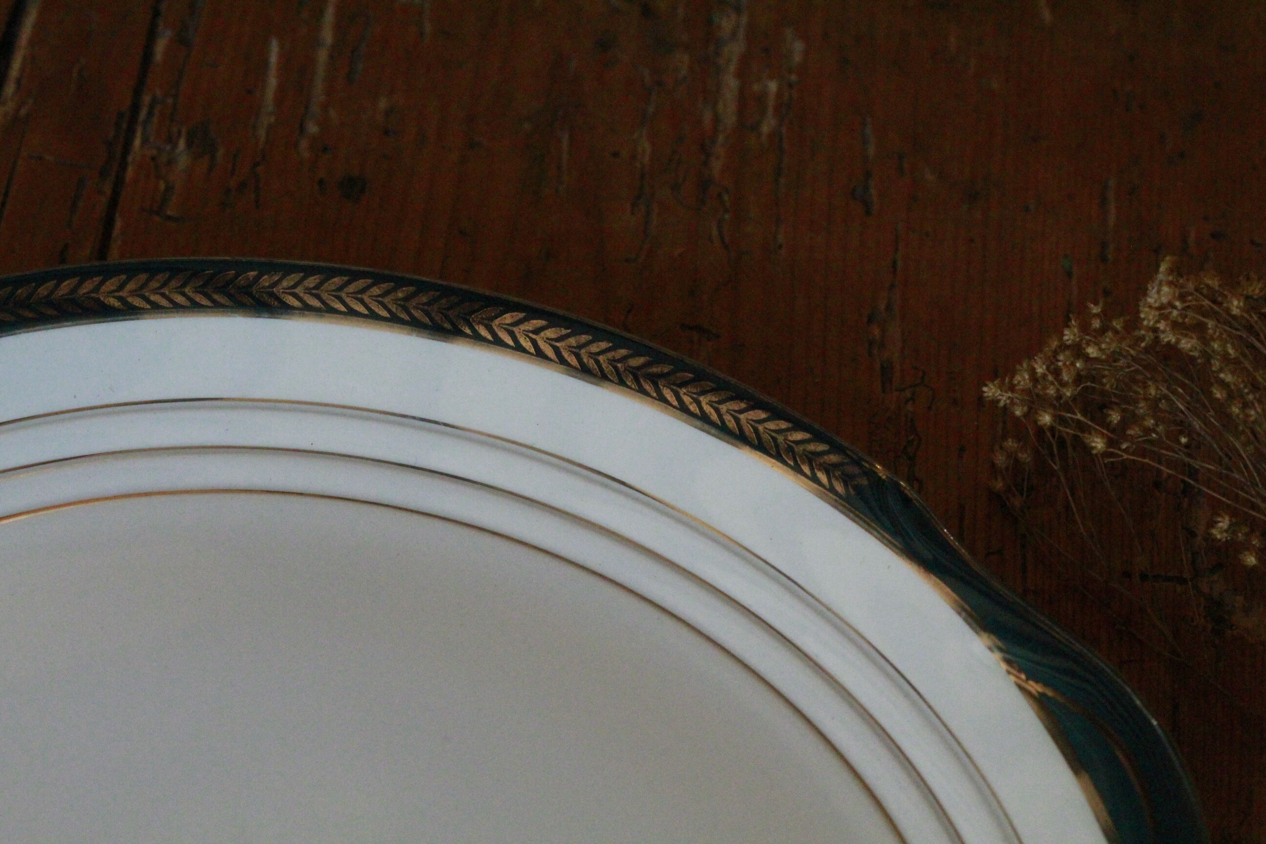 Ancien plat chinon