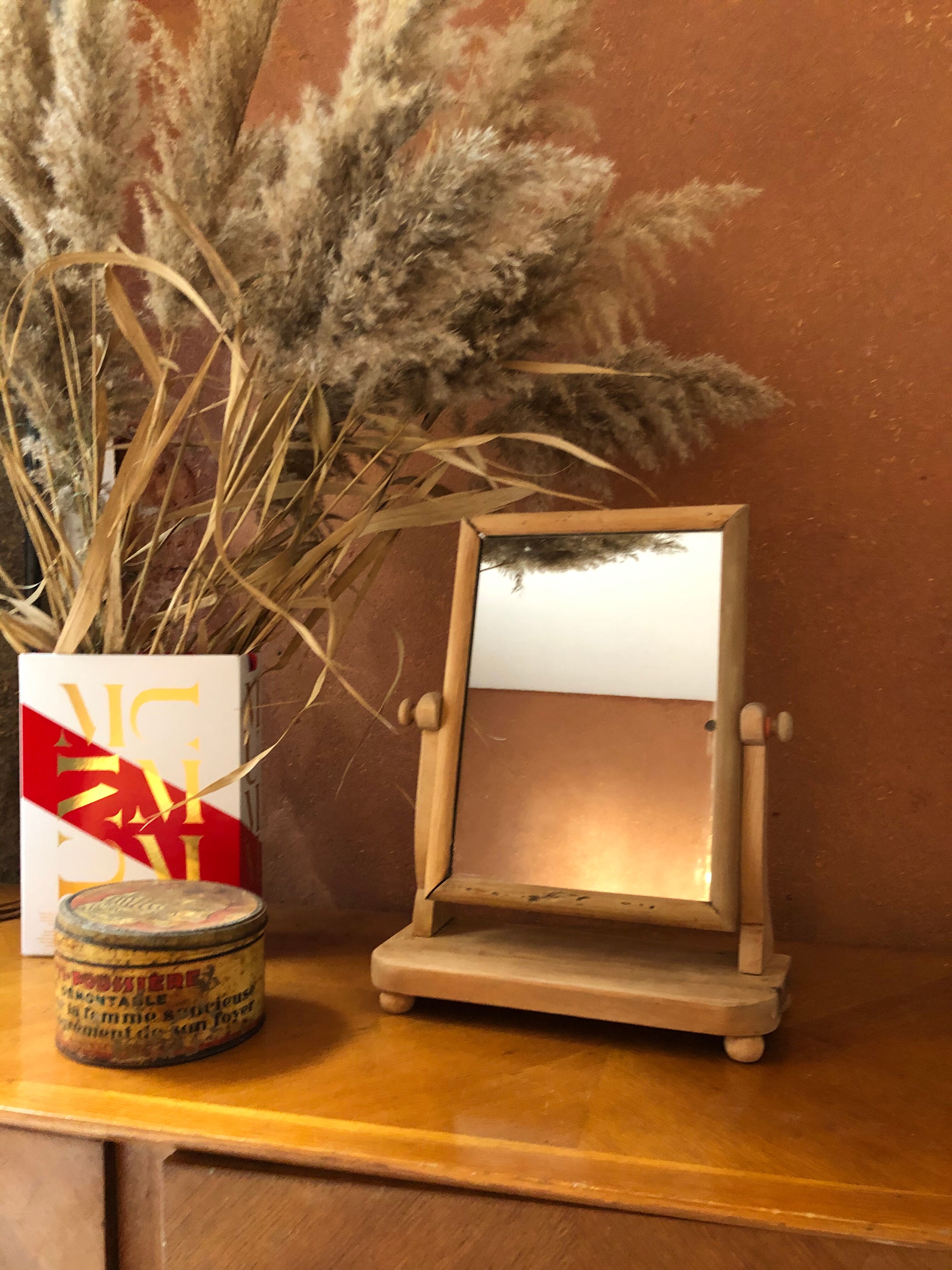 Mirror table psyche old hairdresser