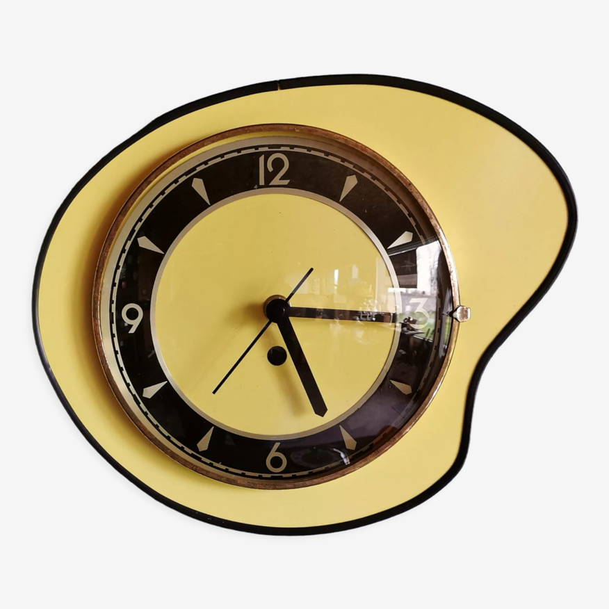 Horloge formica vintage pendule murale silencieuse asymétrique années 60  "Jaune noir" | Selency