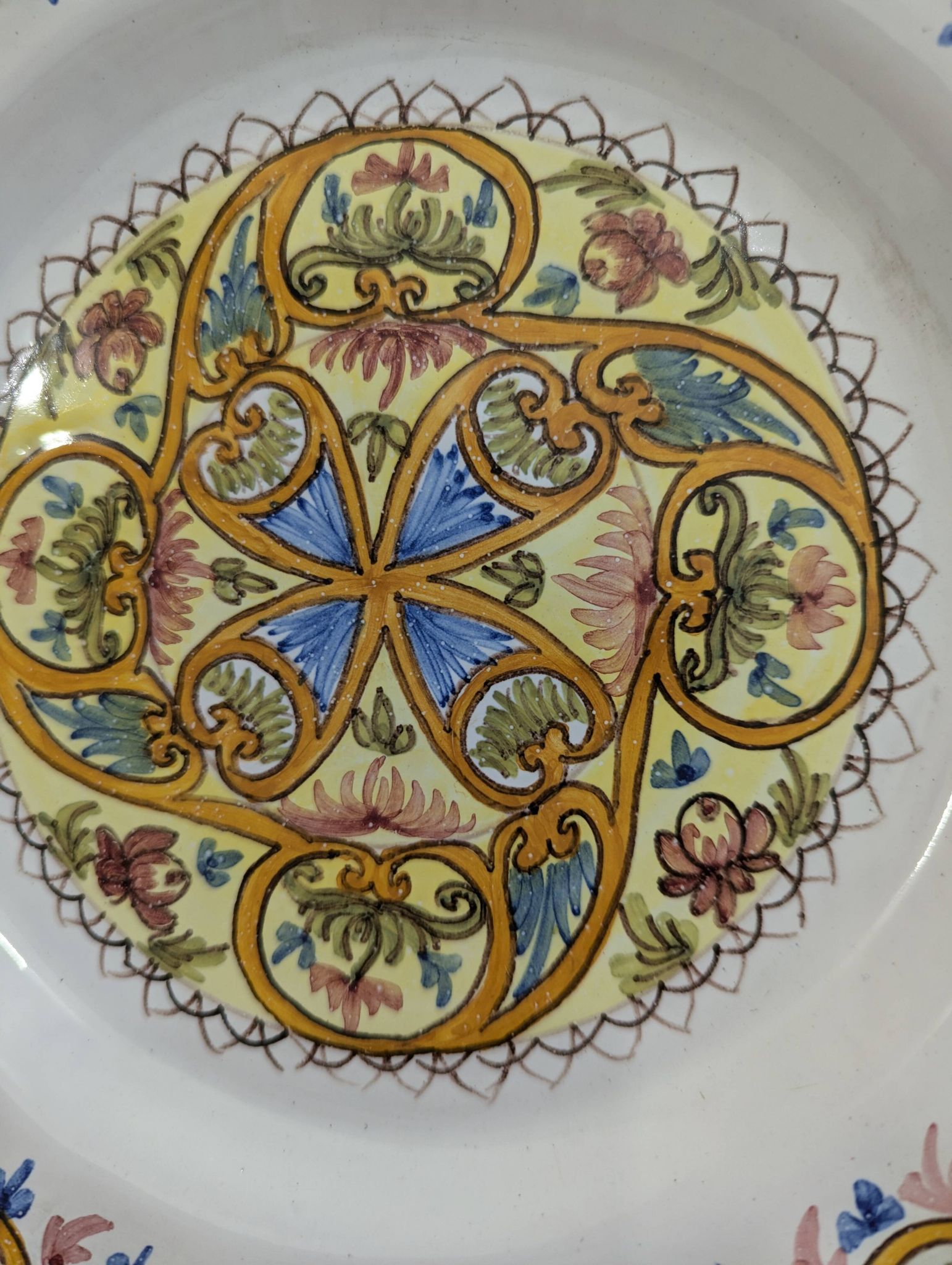Assiette décorative motifs Celtiques