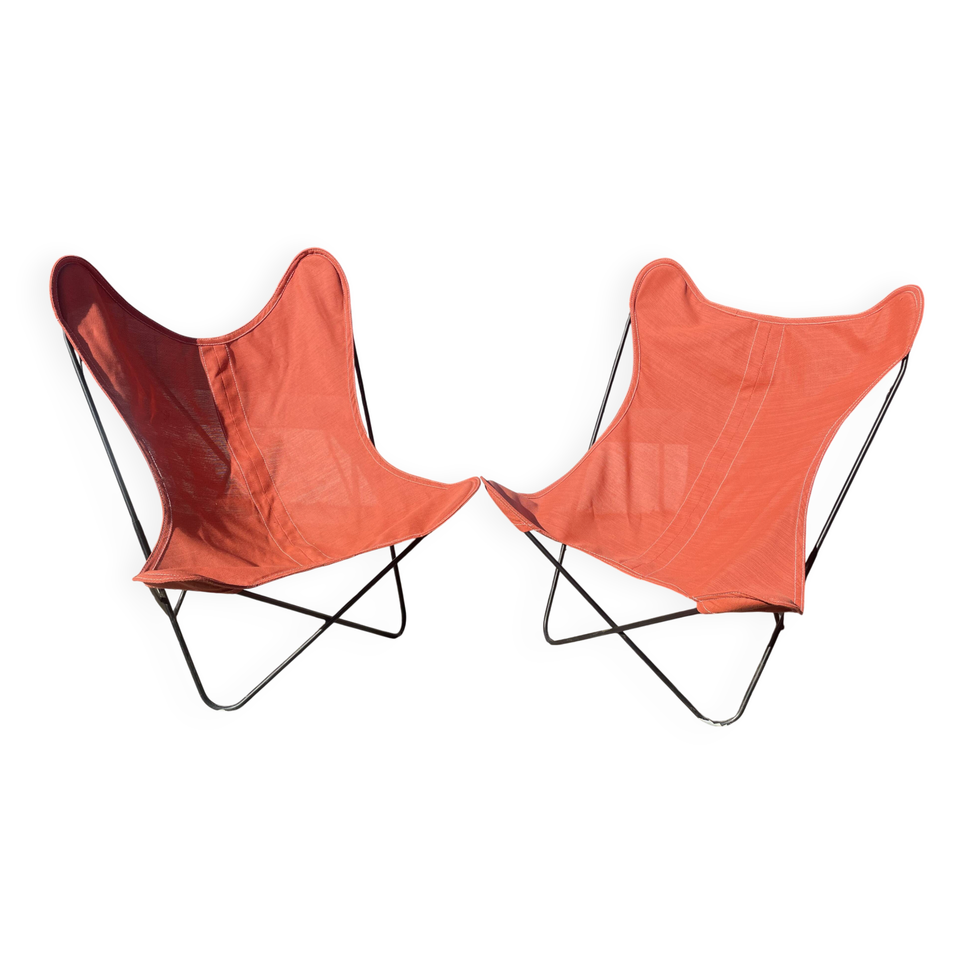 2 fauteuils véritables AA