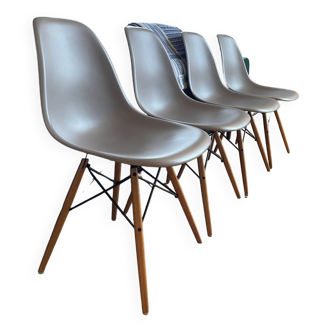 Lot de 4 chaises Eames Plastic Side Chair (Vitra)