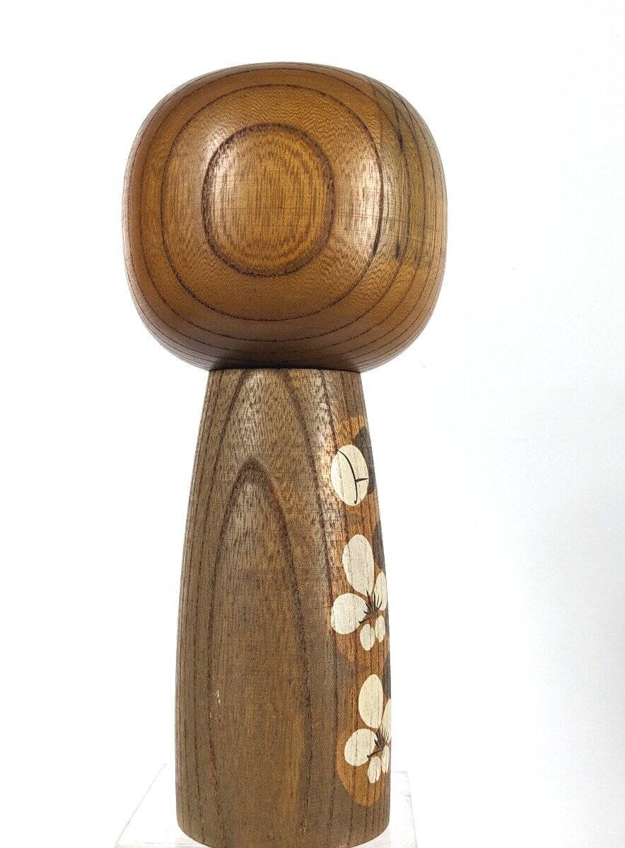 Kokeshi doll by Masami KATO 1925-2012