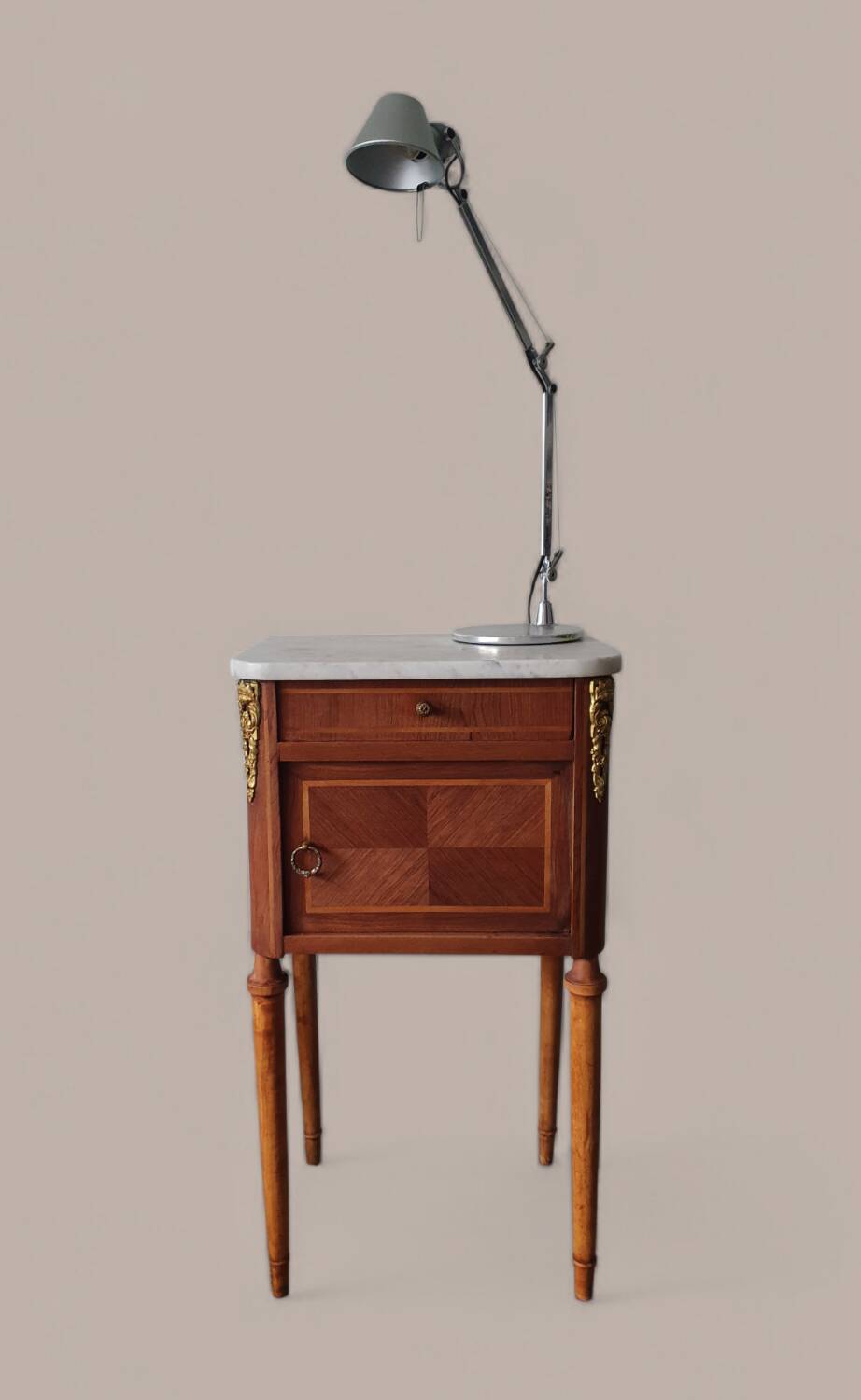Table d’appoint Louis XVI marqueterie - Marbre et décors bronze doré