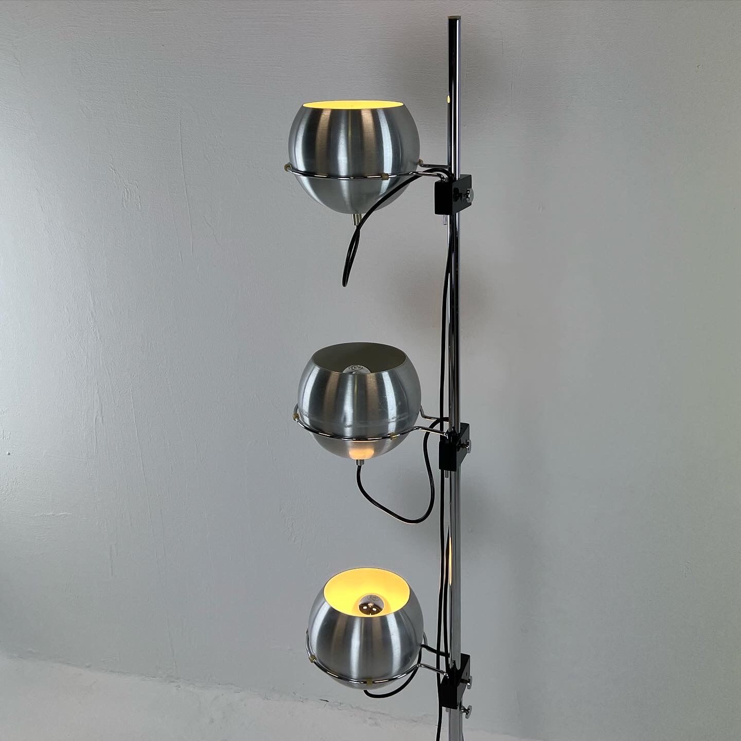 Eye Ball floor lamp, Goffredo Reggiani