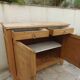 Buffet Art Déco en bois naturel, charme authentique.