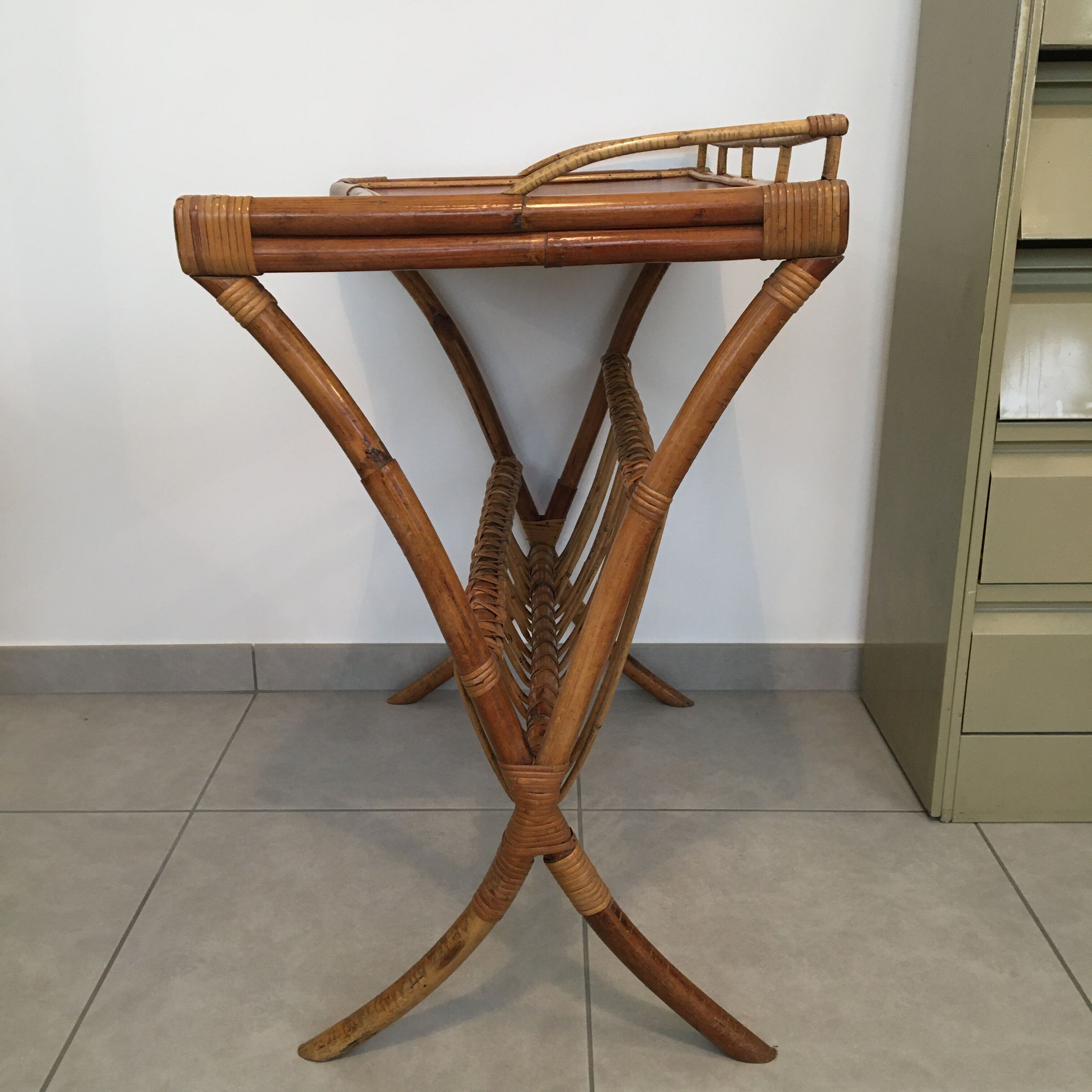 Rattan and leather booster desk