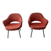 Conference chairs by Eero Saarinen for Knoll