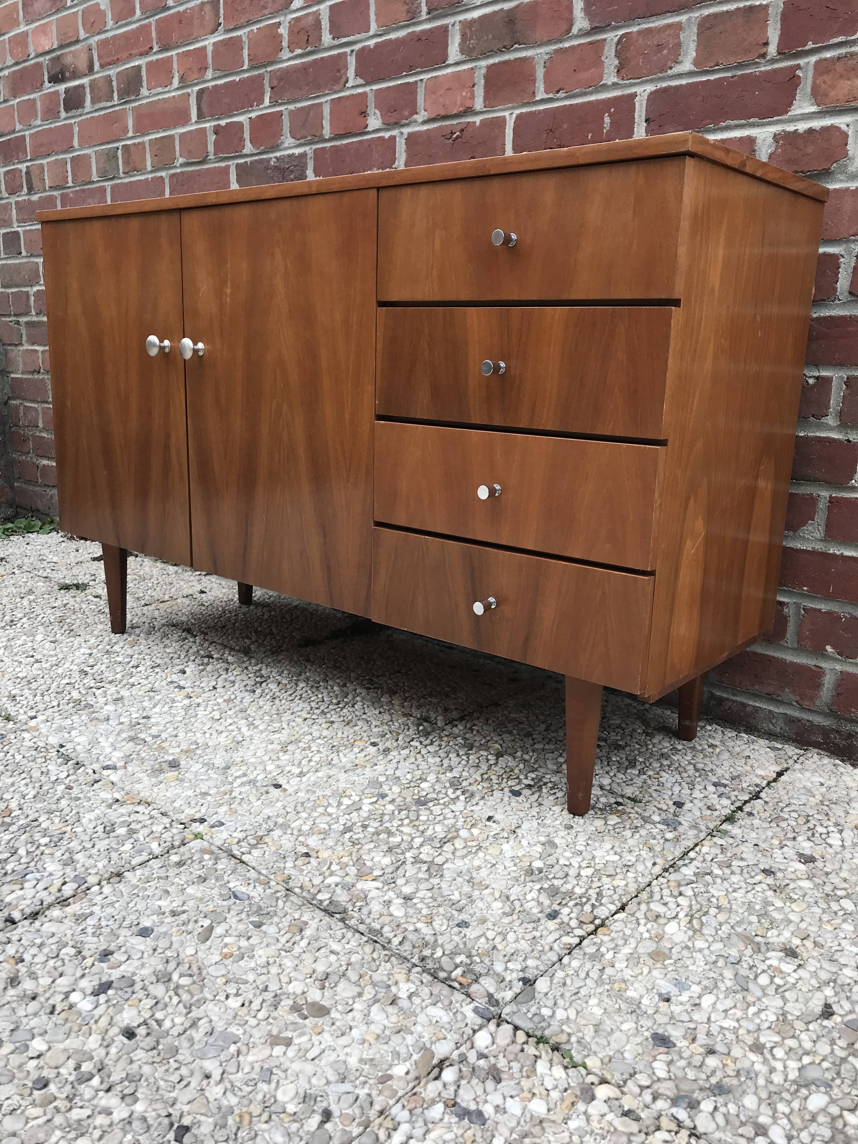 Vintage chest of drawers