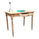 Bureau rénovée à la main