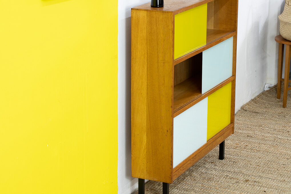 Vintage Scandinavian Bookcase – 91 cm