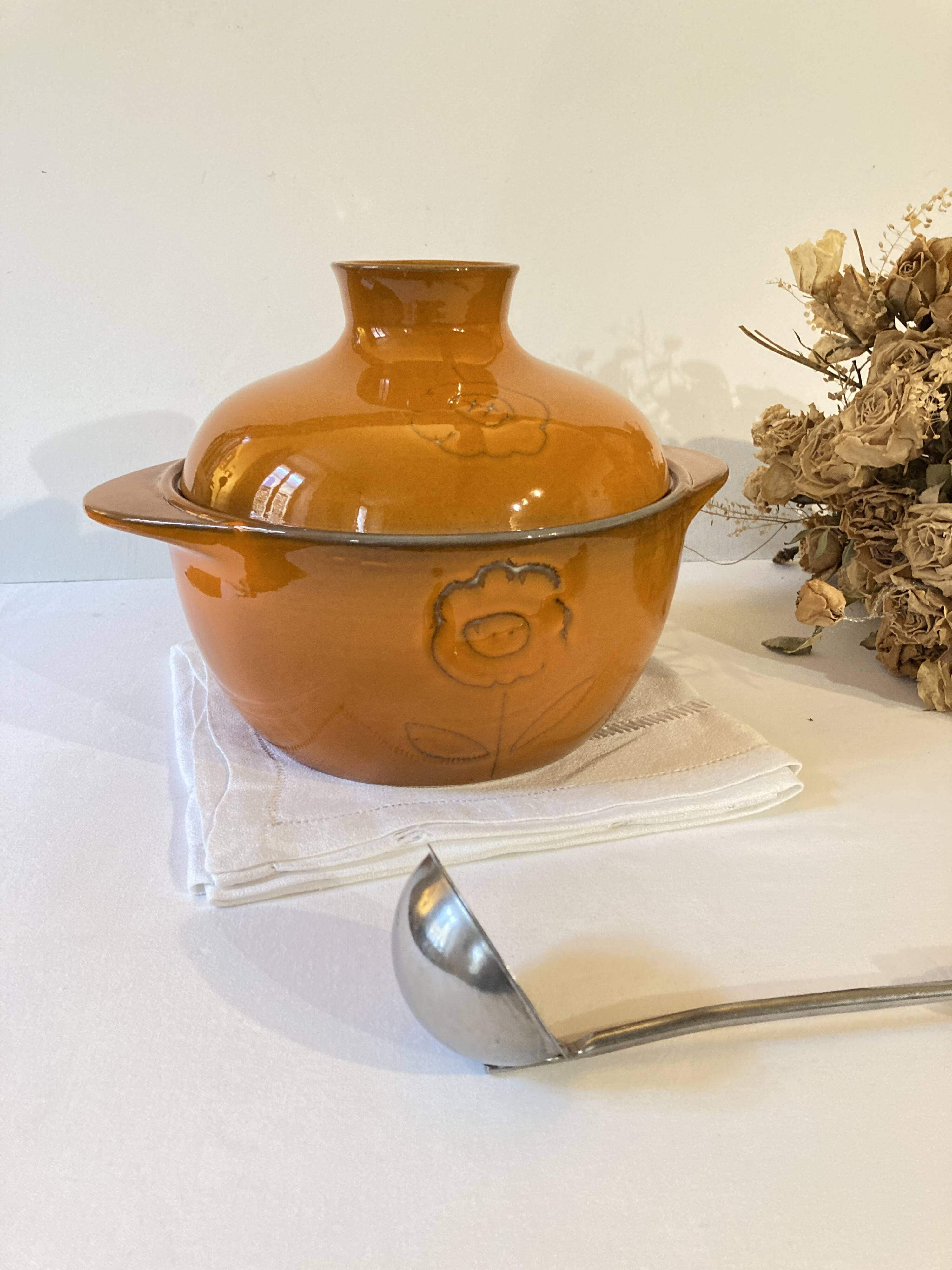 Niderviller earthenware tureen, Calut pattern